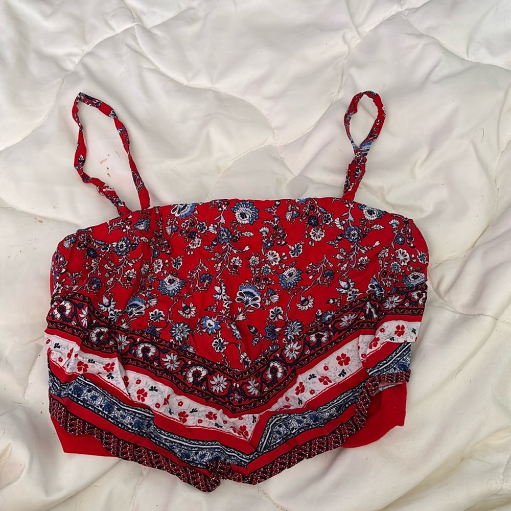 Crop top